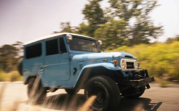 Toyota-Land-cruiser-1971-blue-8