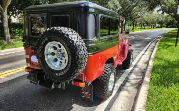 Toyota-Land-cruiser-1974-Redblack-Redblack-10