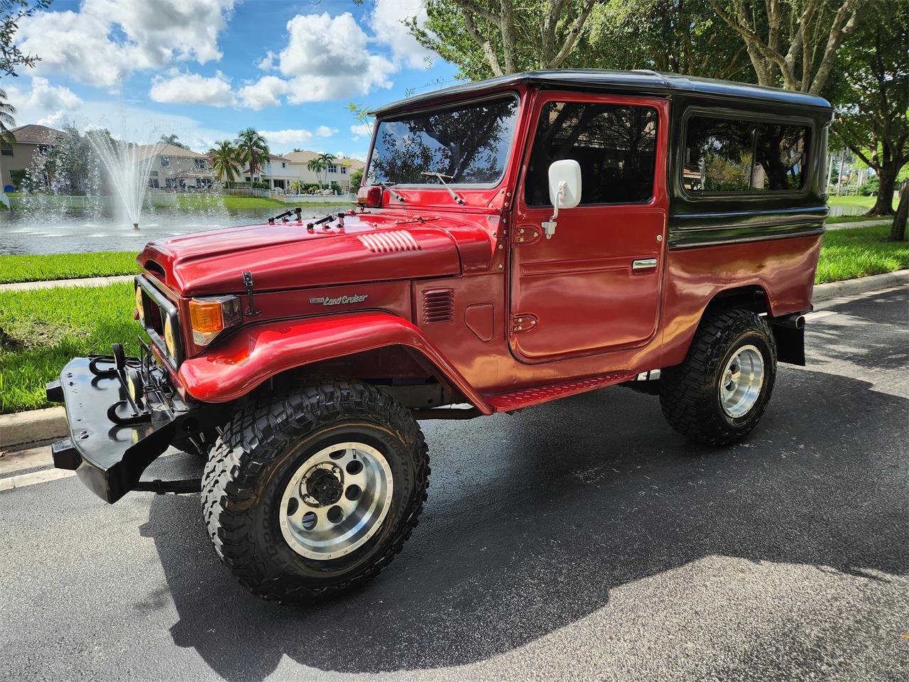 Toyota-Land-cruiser-1974-Redblack-Redblack-2