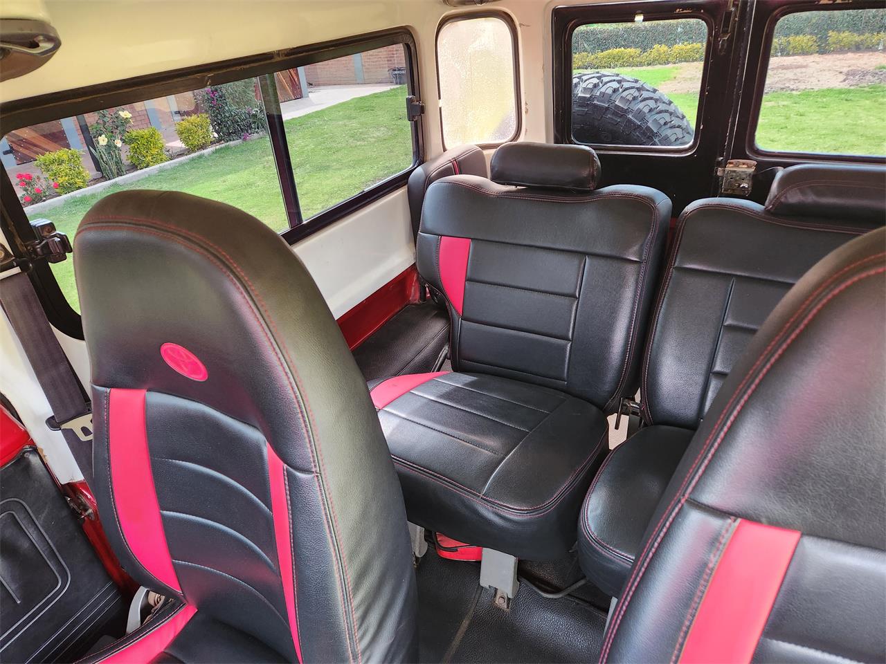 Toyota-Land-cruiser-1974-Redblack-Redblack-22