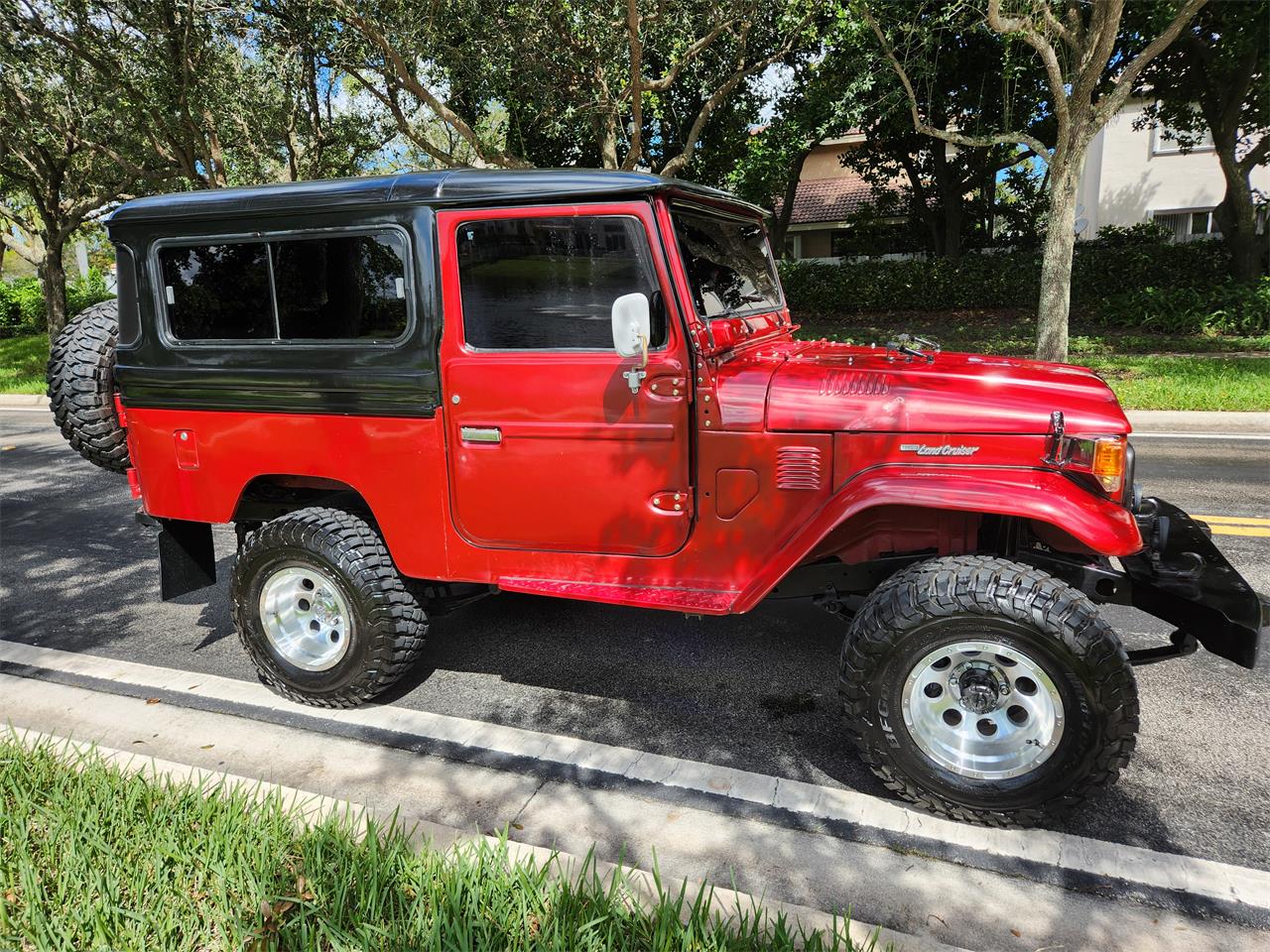 Toyota-Land-cruiser-1974-Redblack-Redblack-6