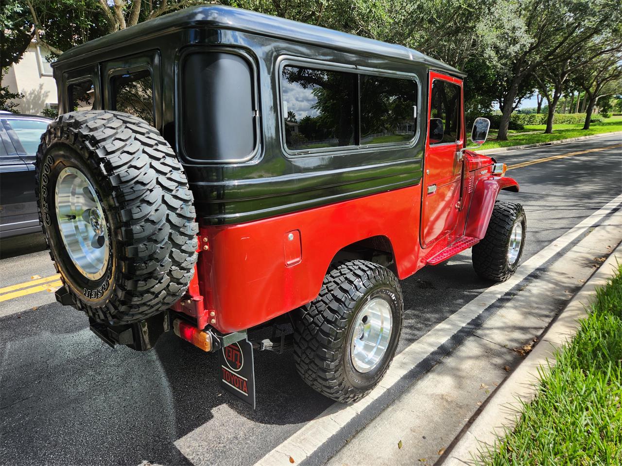 Toyota-Land-cruiser-1974-Redblack-Redblack-9