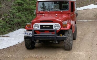Toyota-Land-cruiser-1976-16