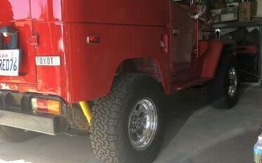 Toyota-Land-cruiser-1976-19