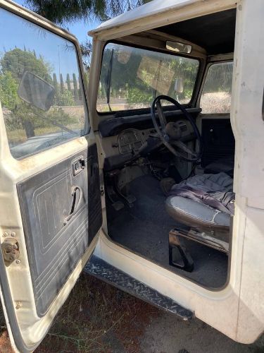 Toyota-Land-cruiser-1976-5