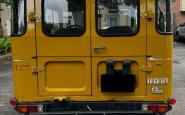 Toyota-Land-cruiser-1976-Mustard-Yellow-2