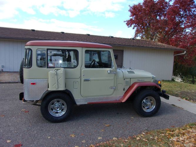 Toyota-Land-cruiser-1977-5