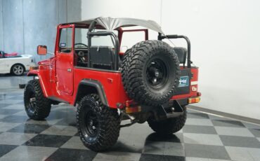 Toyota-Land-cruiser-1977-Red-Black-ampamp-Red-13