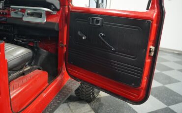 Toyota-Land-cruiser-1977-Red-Black-ampamp-Red-21