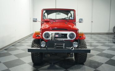 Toyota-Land-cruiser-1977-Red-Black-ampamp-Red-22