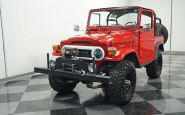 Toyota-Land-cruiser-1977-Red-Black-ampamp-Red-23