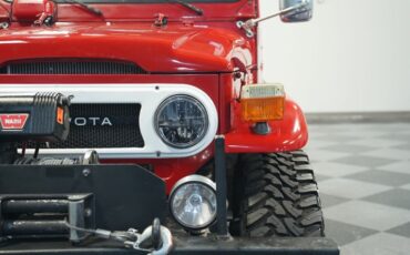 Toyota-Land-cruiser-1977-Red-Black-ampamp-Red-25