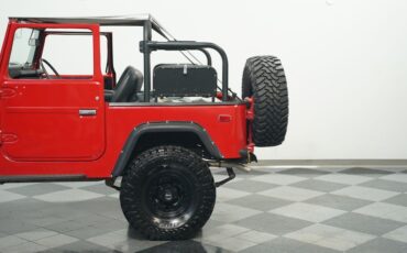 Toyota-Land-cruiser-1977-Red-Black-ampamp-Red-29