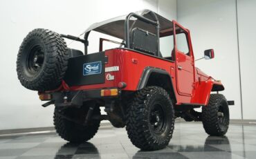 Toyota-Land-cruiser-1977-Red-Black-ampamp-Red-30