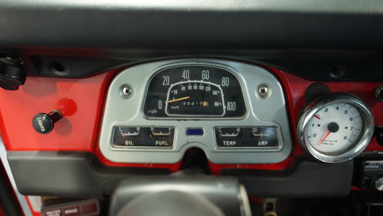 Toyota-Land-cruiser-1977-Red-Black-ampamp-Red-47