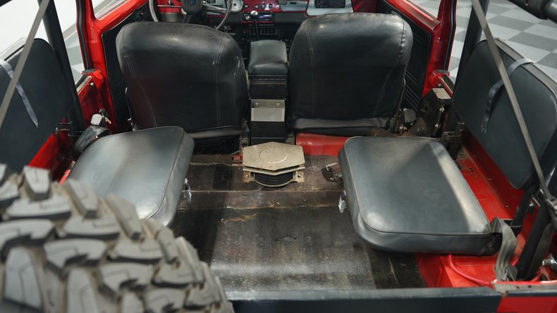 Toyota-Land-cruiser-1977-Red-Black-ampamp-Red-5