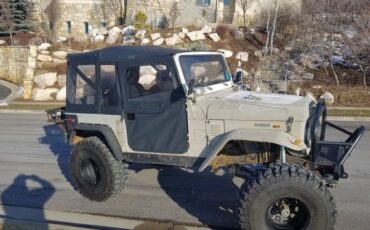 Toyota-Land-cruiser-1978-3