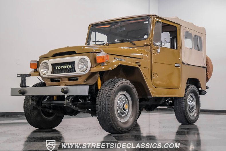 Toyota-Land-cruiser-1978-Olive-Mandarin-Orange-19