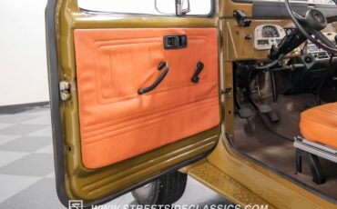 Toyota-Land-cruiser-1978-Olive-Mandarin-Orange-33