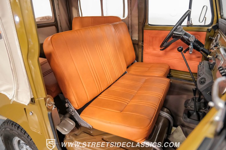 Toyota-Land-cruiser-1978-Olive-Mandarin-Orange-46