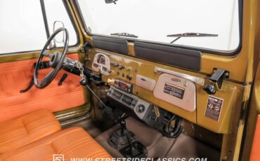 Toyota-Land-cruiser-1978-Olive-Mandarin-Orange-48