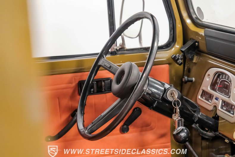 Toyota-Land-cruiser-1978-Olive-Mandarin-Orange-49
