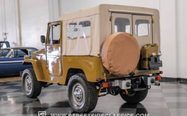 Toyota-Land-cruiser-1978-Olive-Mandarin-Orange-7