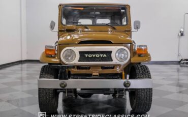Toyota-Land-cruiser-1978-Olive-Mandarin-Orange-9