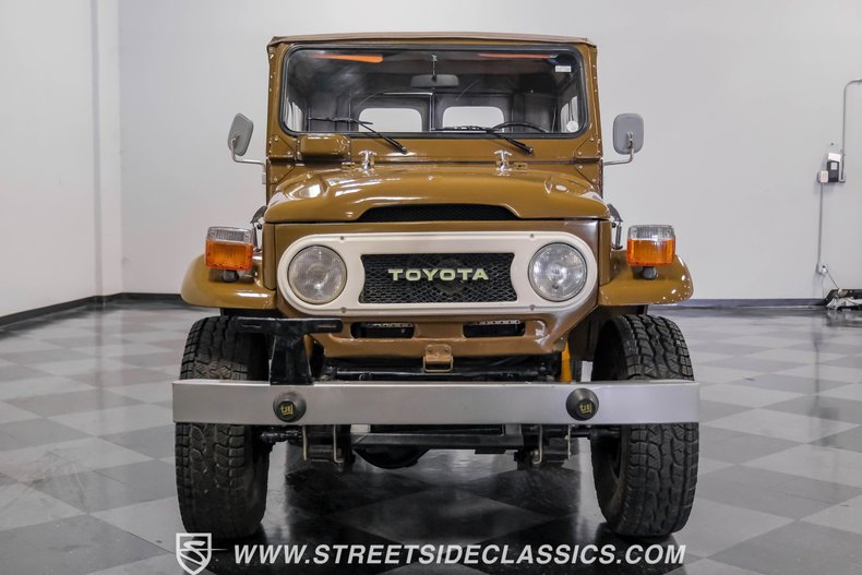Toyota-Land-cruiser-1978-Olive-Mandarin-Orange-9