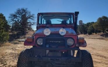 Toyota-Land-cruiser-1978-Red-25