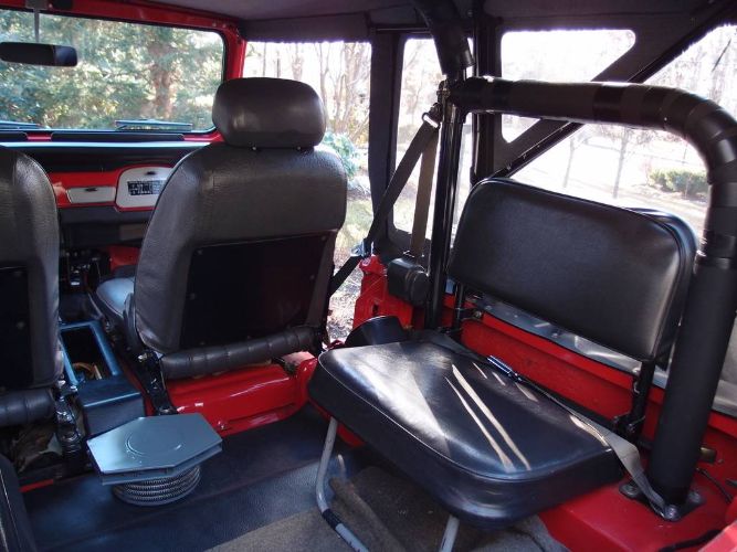 Toyota-Land-cruiser-1978-Red-Black-5