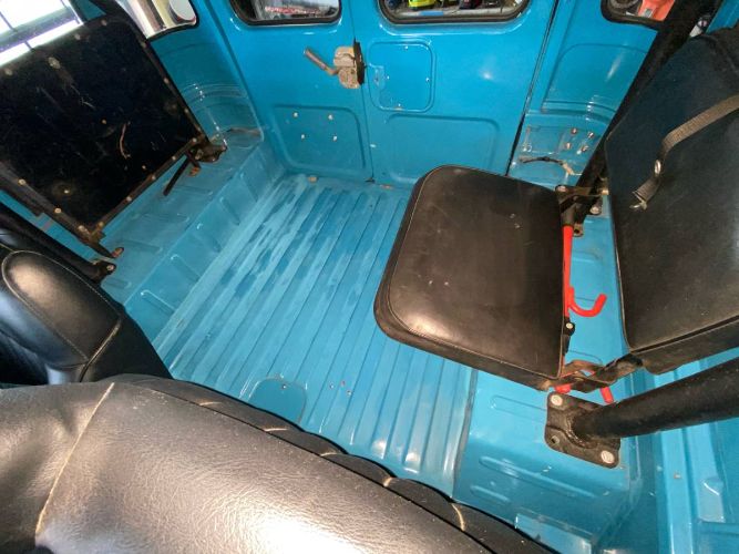 Toyota-Land-cruiser-1979-Blue-12