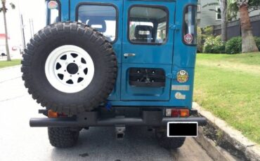 Toyota-Land-cruiser-1979-Blue-15