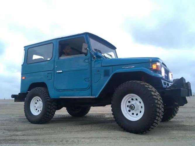 Toyota-Land-cruiser-1979-Blue-16