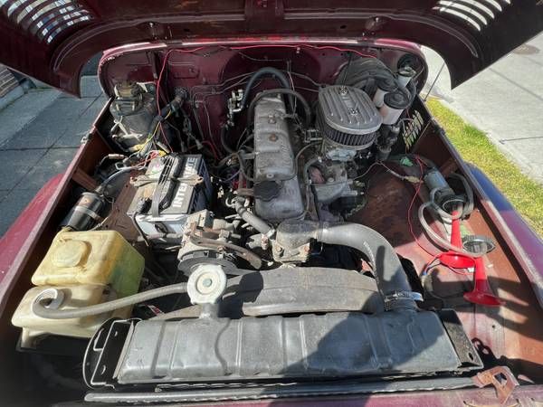 Toyota-Land-cruiser-1979-Maroon-Black-2