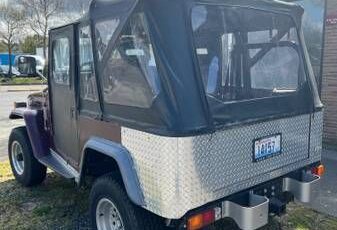 Toyota-Land-cruiser-1979-Maroon-Black-5