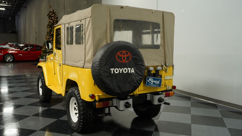Toyota-Land-cruiser-1979-Mustard-Yellow-Black-18