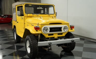 Toyota-Land-cruiser-1979-Mustard-Yellow-Black-24