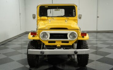 Toyota-Land-cruiser-1979-Mustard-Yellow-Black-25