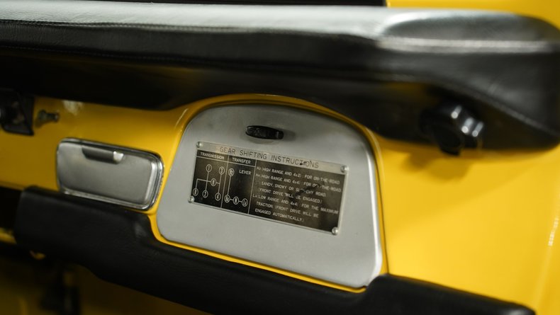 Toyota-Land-cruiser-1979-Mustard-Yellow-Black-3