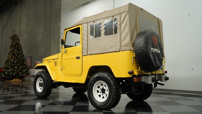 Toyota-Land-cruiser-1979-Mustard-Yellow-Black-31