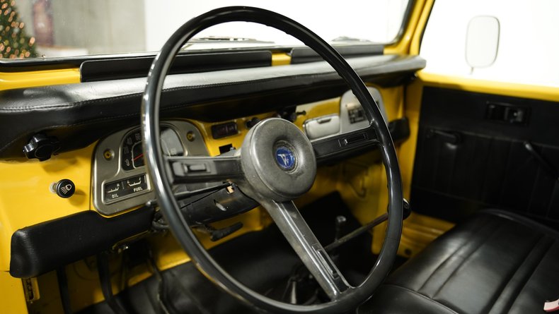 Toyota-Land-cruiser-1979-Mustard-Yellow-Black-42