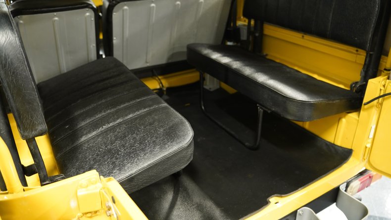 Toyota-Land-cruiser-1979-Mustard-Yellow-Black-8