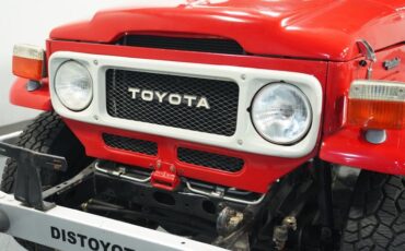 Toyota-Land-cruiser-1979-Red-Black-16