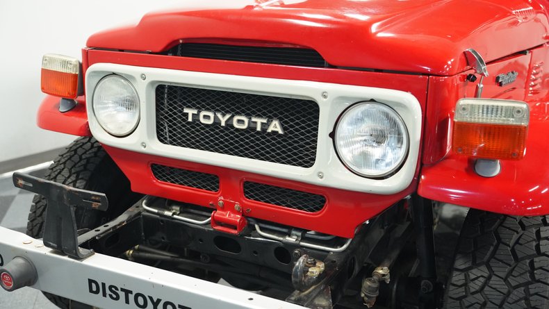 Toyota-Land-cruiser-1979-Red-Black-16