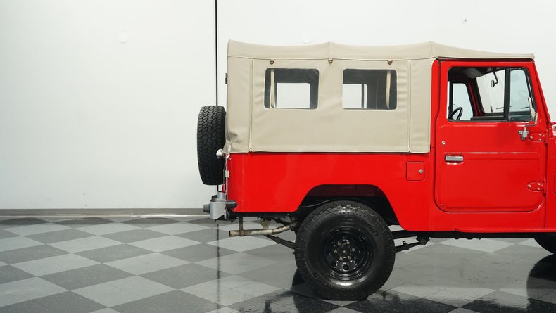 Toyota-Land-cruiser-1979-Red-Black-24