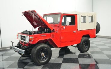 Toyota-Land-cruiser-1979-Red-Black-26