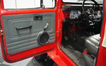Toyota-Land-cruiser-1979-Red-Black-30