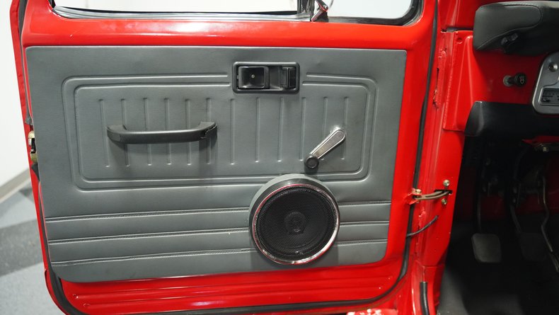 Toyota-Land-cruiser-1979-Red-Black-31