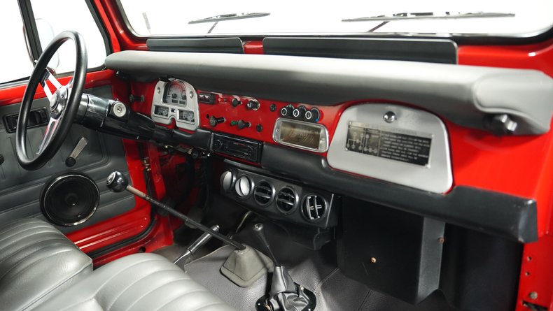 Toyota-Land-cruiser-1979-Red-Black-44